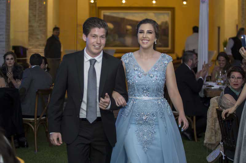 Presenta Memo Vega a María Fernanda, Reina de la Feria SJR 2017 1 Presenta Memo Vega a María Fernanda, Reina de la Feria SJR 2017 1