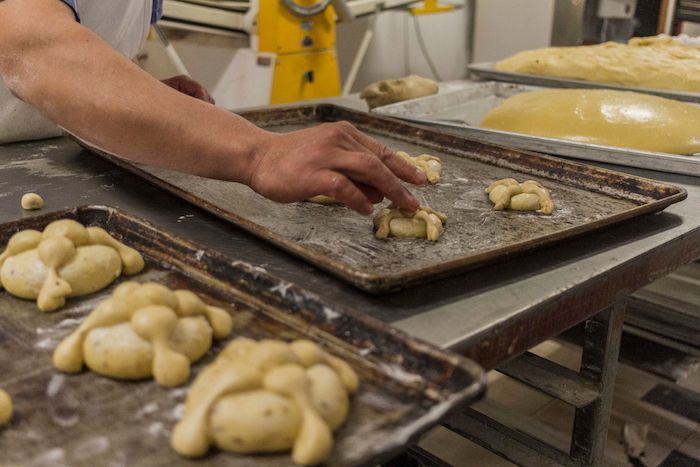 Pan de Muerto; Del sacrificio humano a una deliciosa tradición 1 Pan de Muerto; Del sacrificio humano a una deliciosa tradición 1