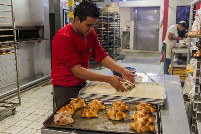 Pan de Muerto; Del sacrificio humano a una deliciosa tradición 2 Pan de Muerto; Del sacrificio humano a una deliciosa tradición 2