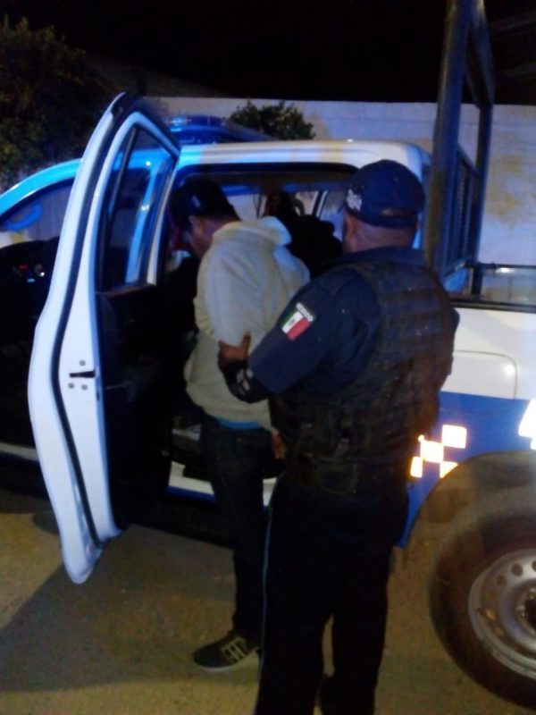 Detenidos por transportación de combustible presuntamente robado 2