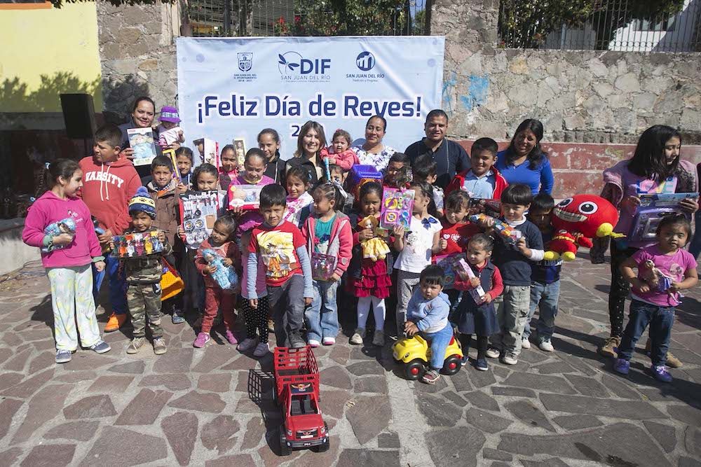Traen Reyes Magos más becas para niños sanjuanenses 1 Traen Reyes Magos más becas para niños sanjuanenses