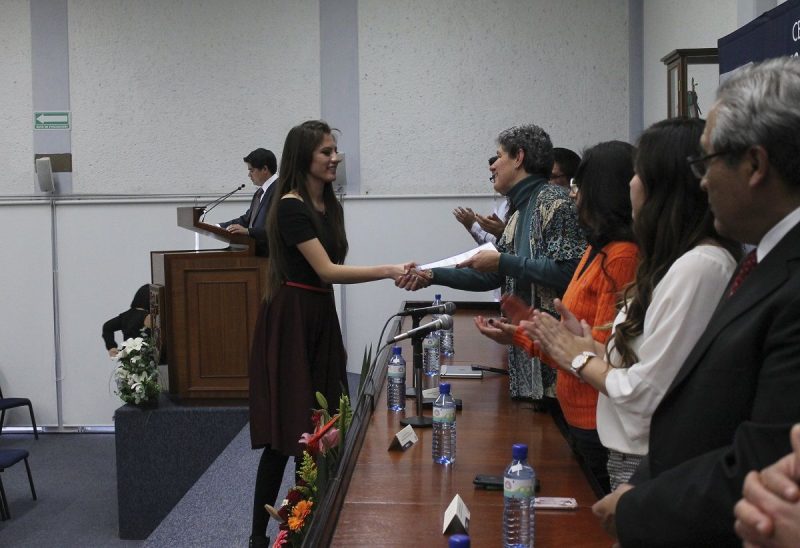Se gradúan alumnos del Bachillerato Semiescolarizado de la UAQ 1
