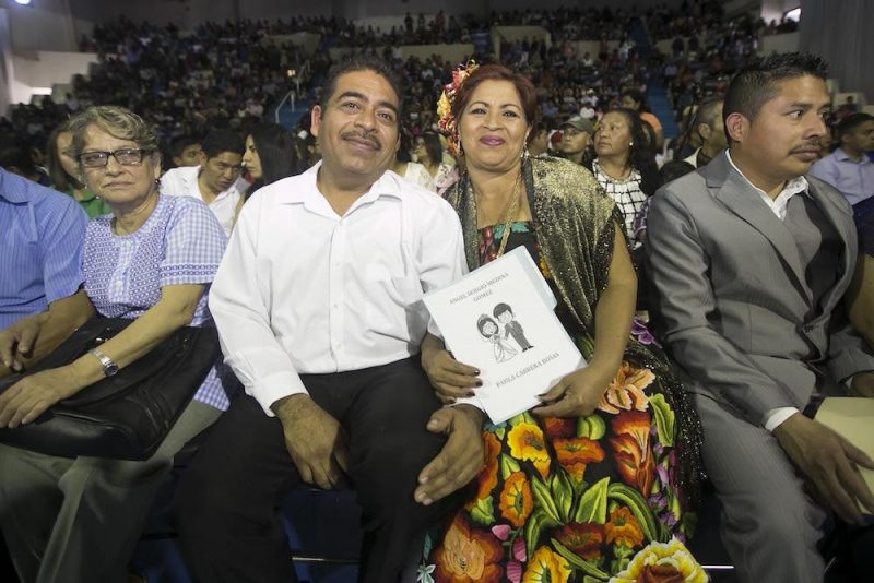 Se casan 213 PAREJAS al mismo tiempo en San Juan del Río Se casan 213 PAREJAS al mismo tiempo en San Juan del Río