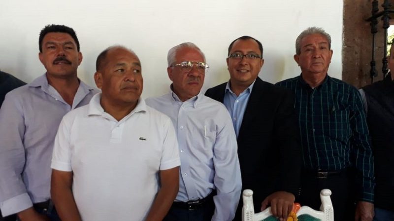 Operadores de servicio público a favor de obra vial en Puente de la Historia 1
