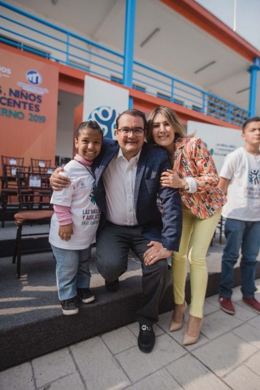 Honores a la bandera con "Niñas, Niños y Adolescentes en el Gobierno" en SJR