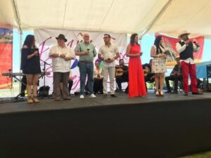 Se lleva a cabo primera vendimia en el Pueblo Mágico de Cadereyta 1 Se lleva a cabo primera vendimia en el Pueblo Mágico de Cadereyta 1