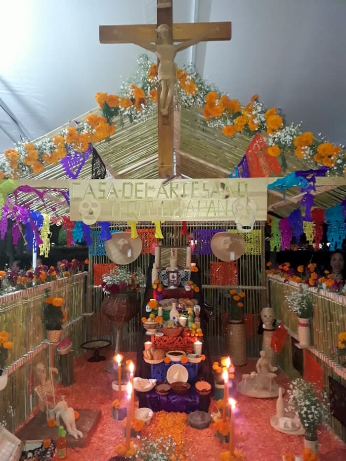 Convocan a participar en tradicional concurso de altares de muerto en Tequisquiapan Convocan a participar en tradicional concurso de altares de muerto en Tequisquiapan