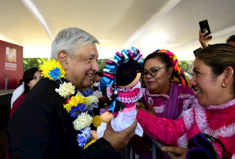 En 2020, todos los hogares indígenas recibirán al menos un Programa de Bienestar:AMLO En 2020, todos los hogares indígenas recibirán al menos un Programa de Bienestar:AMLO