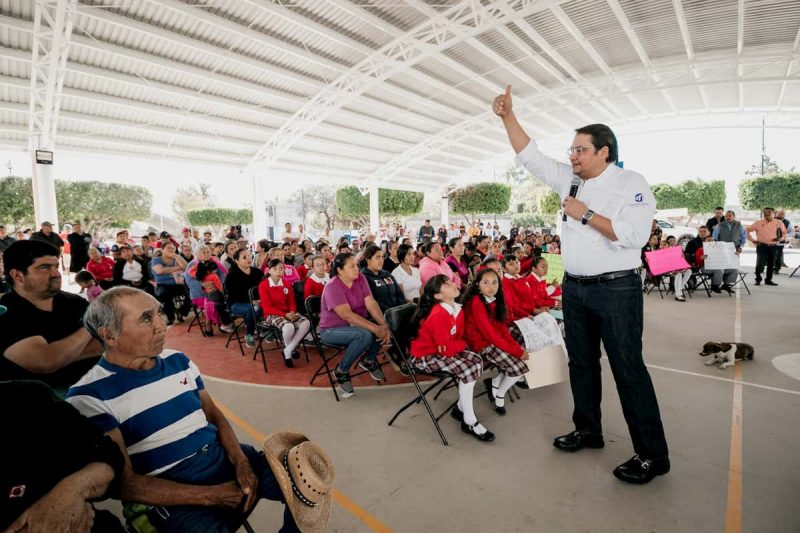 Entrega alcalde Memo Vega 4o Arcotecho en San José Galindo Entrega alcalde Memo Vega 4o Arcotecho en San José Galindo