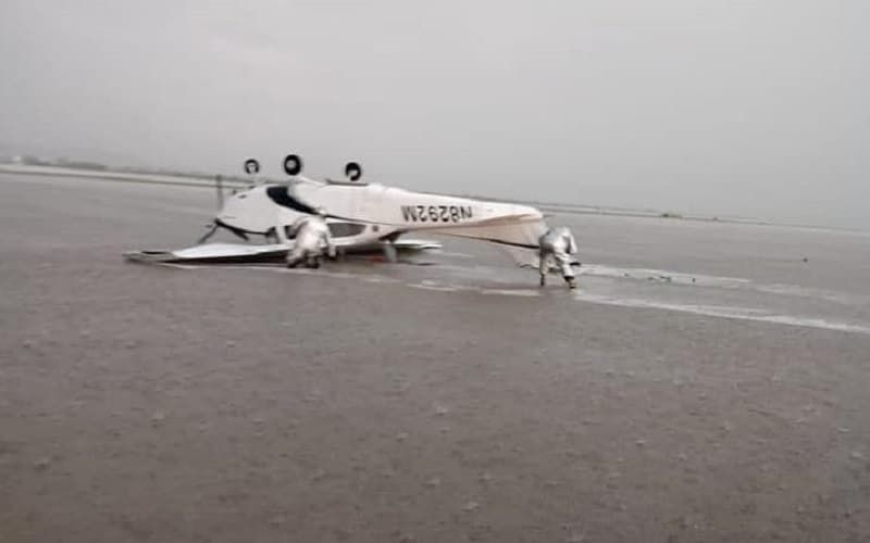 Granizada dejó daños en aeronaves y aeropuerto de Querétaro 5 Granizada dejó daños en aeronaves y aeropuerto de Querétaro