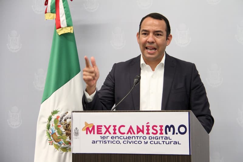 Propone Roberto Cabrera conmemorar el Bicentenario de la Bandera en Querétaro 1