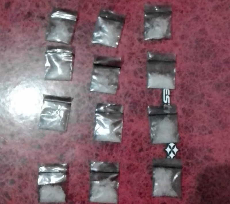 Detienen a 2 presuntos narcomenudistas en El Sauz Pedro Escobedo 2 Detienen a 2 presuntos narcomenudistas en El Sauz Pedro Escobedo