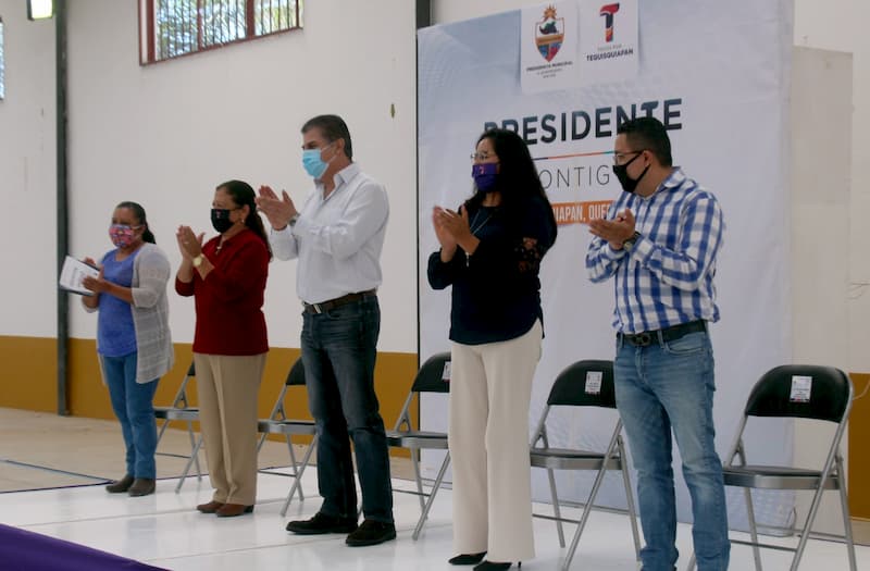 Entrega Toño Mejía 653 becas escolares en Tequisquiapan 1 Entrega Toño Mejía 653 becas escolares en Tequisquiapan 1