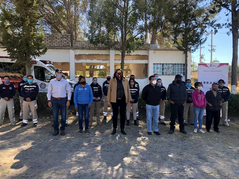Alcaldesa inicia rehabilitación de oficinas de PC de Ezequiel Montes