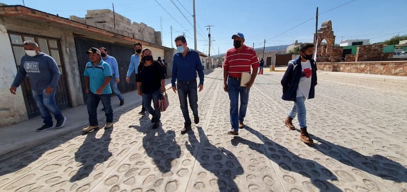 Entrega Toño Mejía obra vial en Fuentezuelas Tequisquiapan
