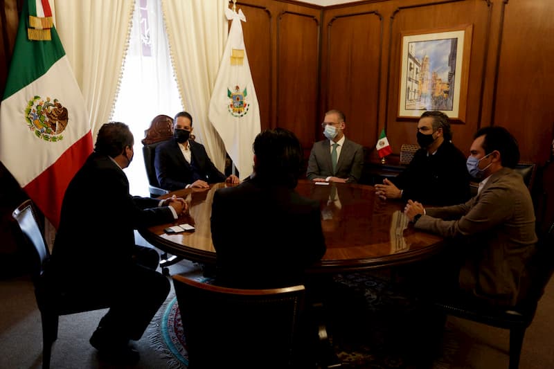 Francisco Domínguez anuncia generación de más de 350 empleos con empresa ODATA en Querétaro 1 Francisco Domínguez anuncia generación de más de 350 empleos con empresa ODATA en Querétaro