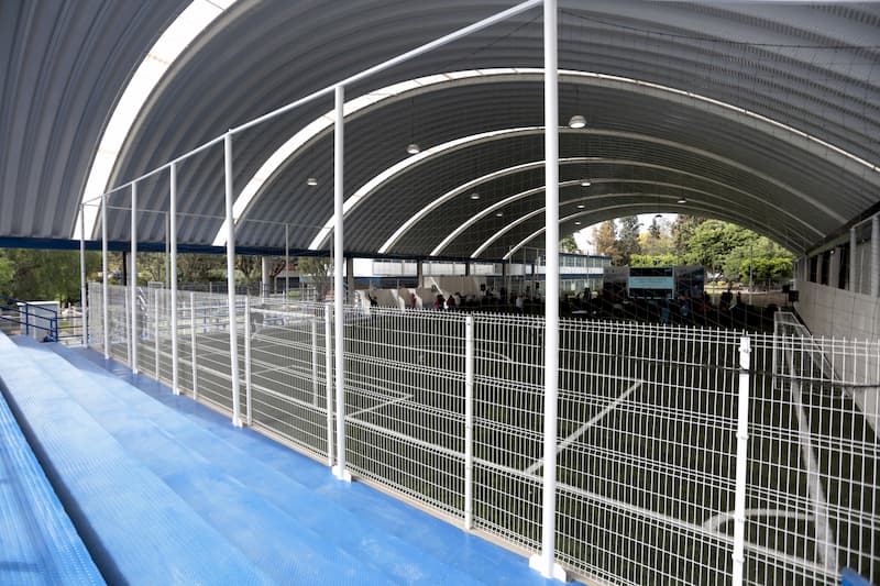 Inaugura Francisco Domínguez cancha de fútbol rápido en la UAQ 1 Inaugura Francisco Domínguez cancha de fútbol rápido en la UAQ