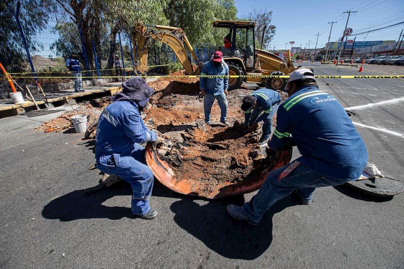Inician reparaciones de drenaje dañado por incendio en zona oriente de San Juan del Río 1 Inician reparaciones de drenaje dañado por incendio en zona oriente de San Juan del Río