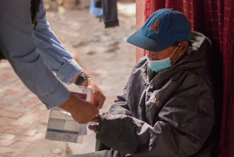 Inicia entrega de pensiones para adultos mayores en Querétaro