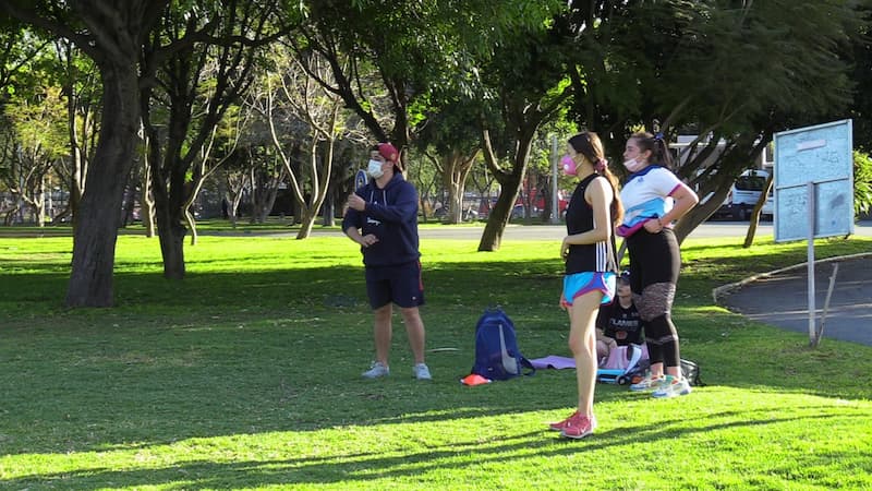 3 atletas preseleccionadas nacionales para hockey sobre hielo