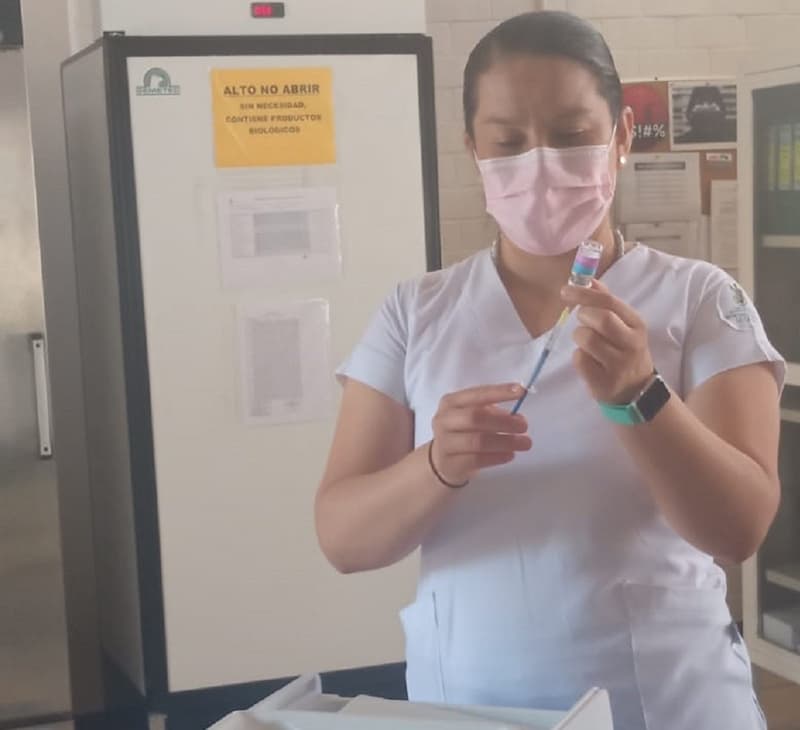 Continúa la vacunación contra la influenza en el estado de Querétaro