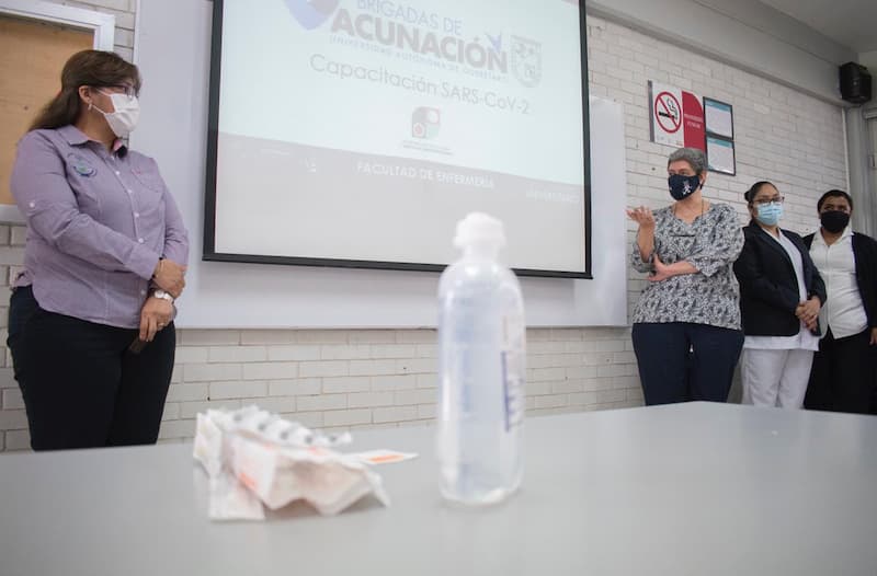 Inicia UAQ la capacitación a brigadistas para vacunación contra el virus