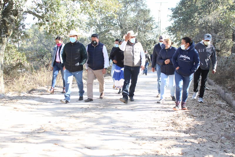 Obra de modernización de camino para San Bartolomé del Pino, Amealco