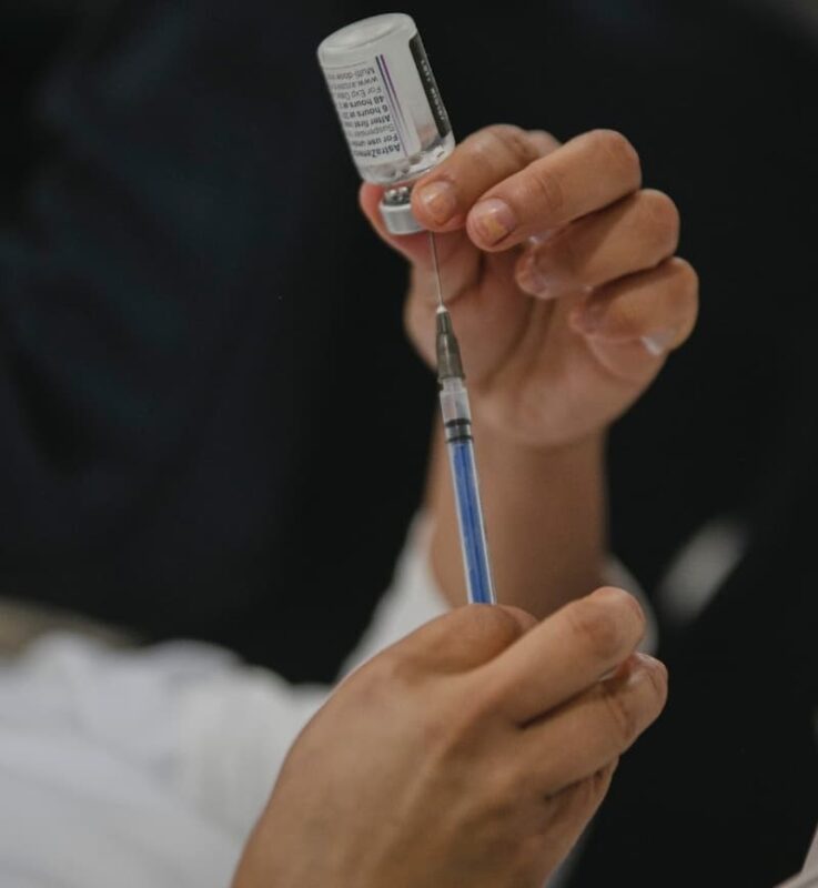 Continúa vacunación de adultos mayores en municipio de Querétaro