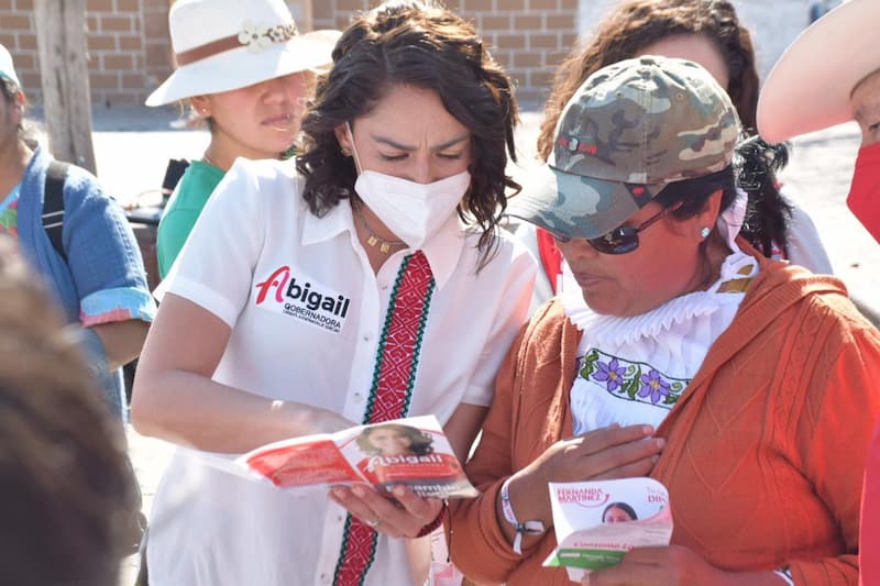 Creación de Seguro Popular Estatal para quien no cuente con IMSS O ISSSTE, Abigail Arredondo