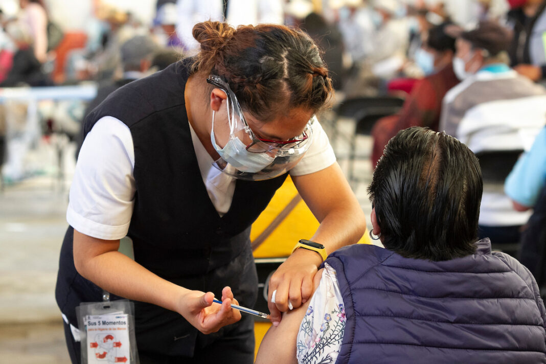 Vacúnate para evitar hospitalizaciones, Gobierno de Querétaro