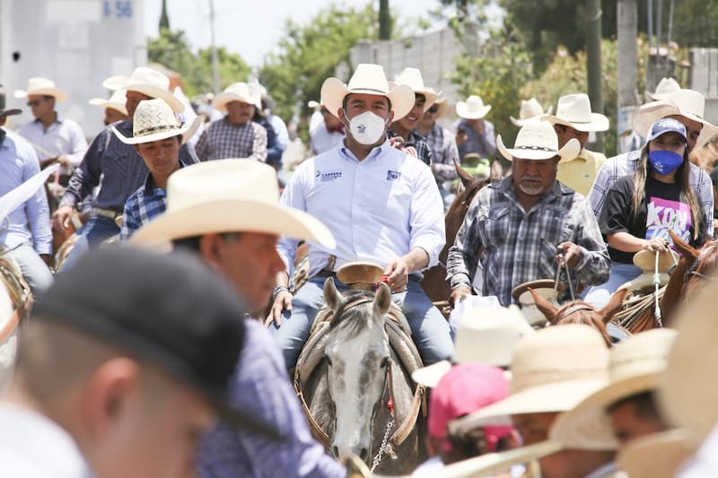 A todo galope rumbo al 6 de junio, Roberto Cabrera