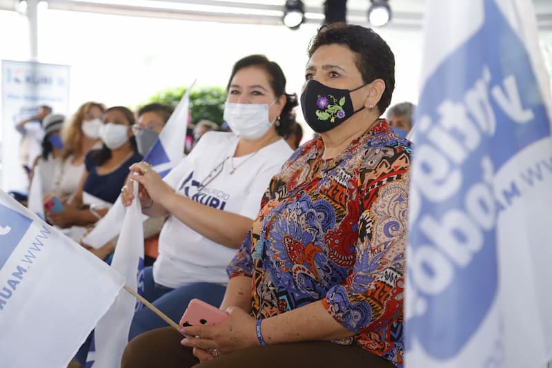 Mauricio Kuri se reunió con mujeres de El Marqués