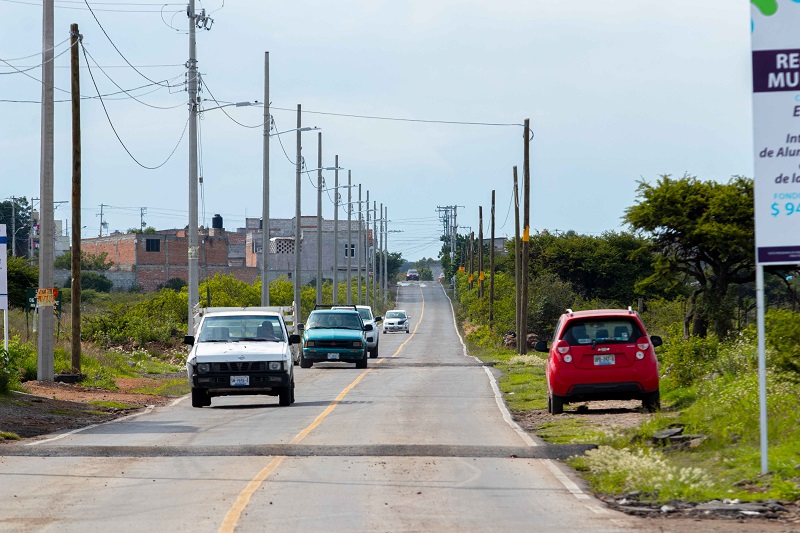 Entregan mejoramiento de vialidad en El Rodeo y San Javier, SJR