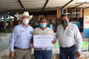 Acuicultores y pescadores del estado de Querétaro recibieron apoyos por parte de SEDEA