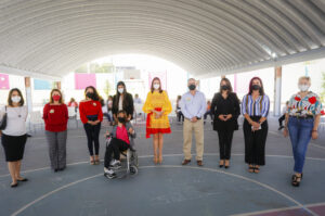 DIF Estatal reconoció a voluntarias de la UAQ por ofrecer Curso de Verano al CAS Carmelita Ballesteros