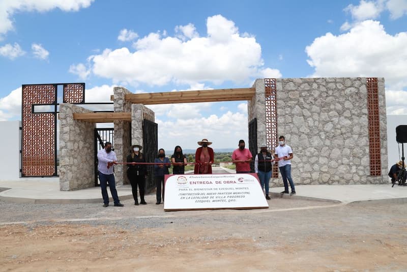 Entrega Elvia Montes nuevo panteón municipal en Villa Progreso, Ezequiel Montes
