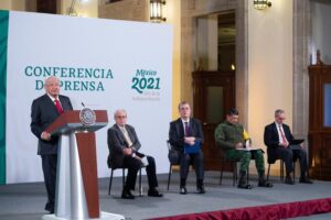 AMLO destaca avance del 70% en vacunación contra COVID-19 a personas mayores de edad