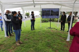 Entregan obras de mantenimiento vial en colonia El Refugio, QRO