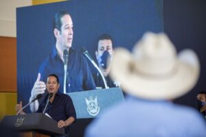 Francisco Domínguez concluyó gira de trabajo en la Sierra Gorda