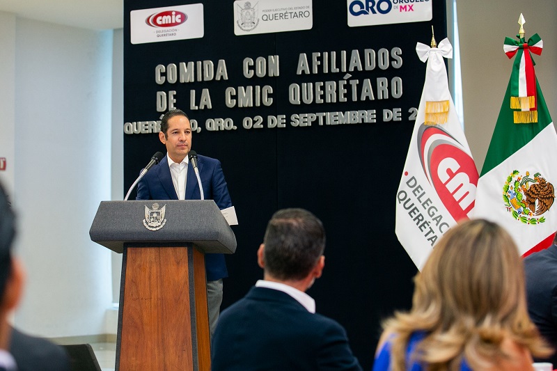 Francisco Domínguez se reúne con afiliados de la CMIC en QuerétaroFrancisco Domínguez se reúne con afiliados de la CMIC en Querétaro