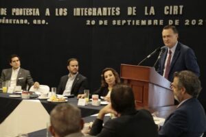Mauricio Kuri tomó protesta al Consejo Directivo de la CIRT Querétaro 1