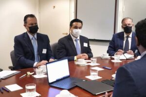Mauricio Kuri visita el Banco Mundial en su gira por Washington D.C. 1