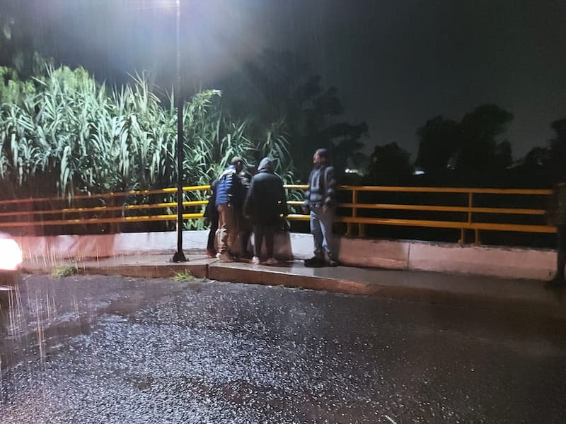 Semáforo Rojo por lluvias, evacuan colonias de San Juan del Río, Querétaro