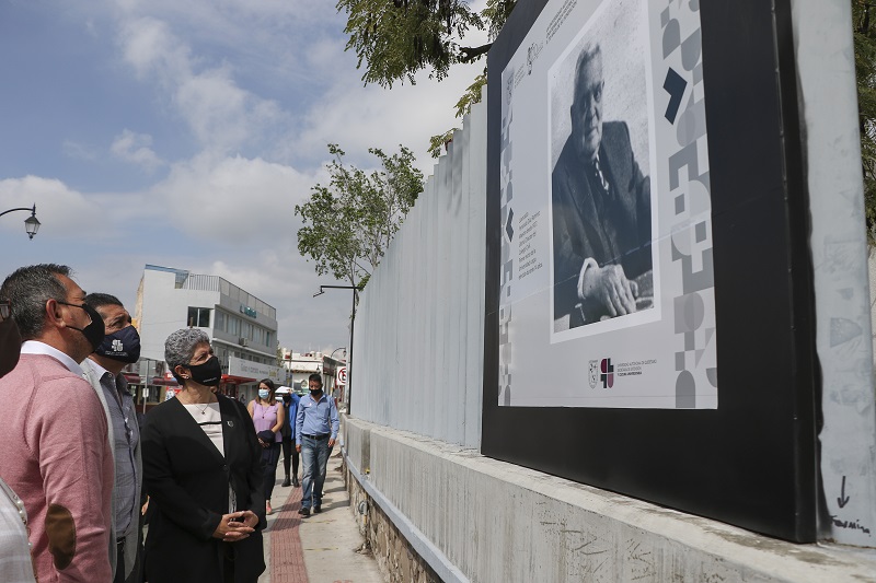 Inauguran exposición “UAQ semblanza histórica, a 70 años de su fundación”