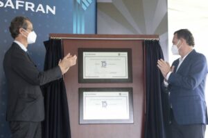 Mauricio Kuri asiste al 15 aniversario de la empresa Safran en Querétaro