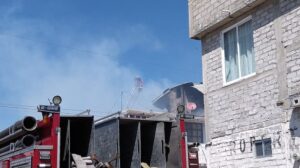 Protección Civil de QRO atendió incendio en colonia Valle de San Pedro