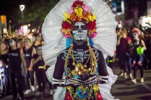 Recomendaciones para evitar contagios ante celebración de Día de Muertos