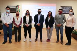 Estudiantes de la UPQ desarrollaron monitor inteligente de signos vitales