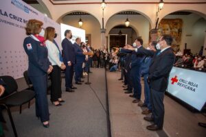 Mauricio Kuri toma protesta al Consejo Estatal de la Cruz Roja Mexicana QRO