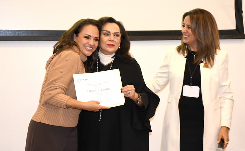 Tania Ruiz comparte trayectoria empresarial con mujeres del CCME Querétaro